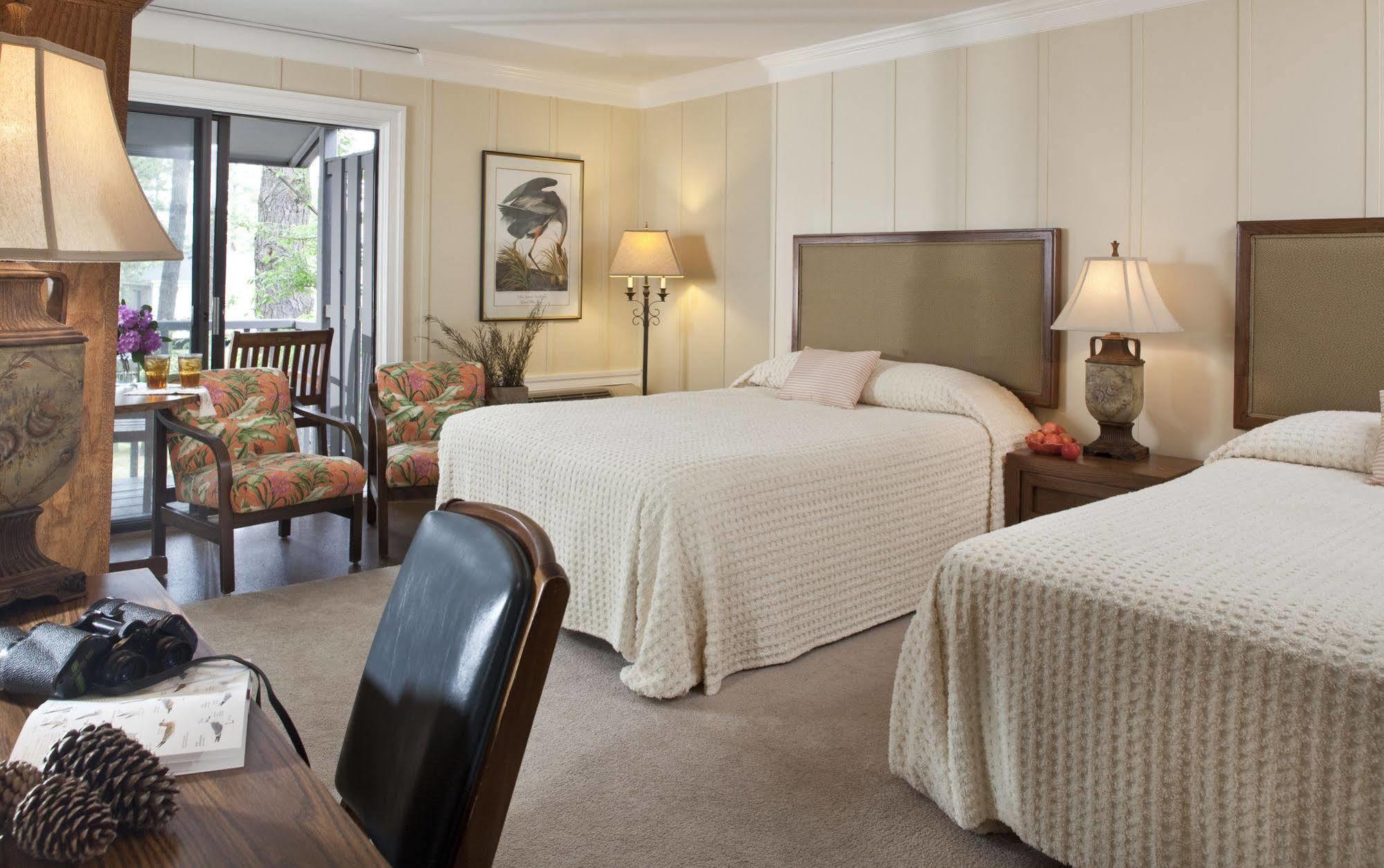 Refuge Inn Chincoteague Room photo